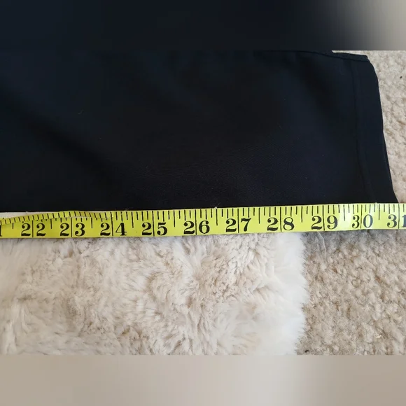 Under Armour Black Jogger Pants - Picture 8 of 16